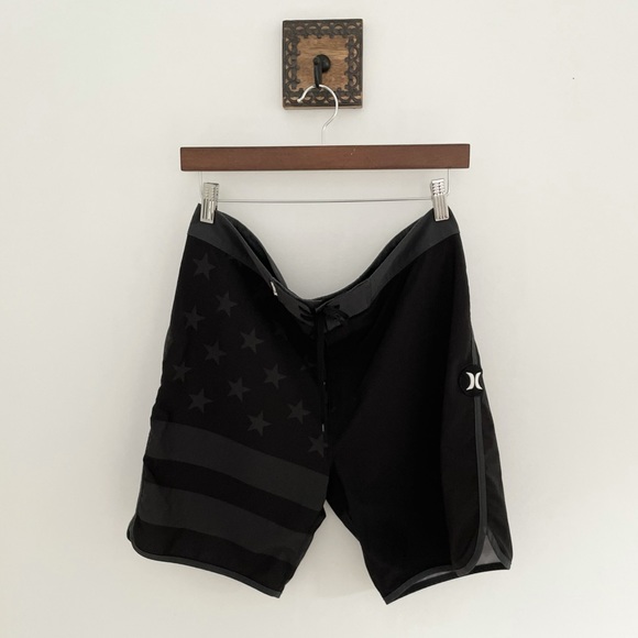 Hurley Boardshorts - Picture 1 of 5